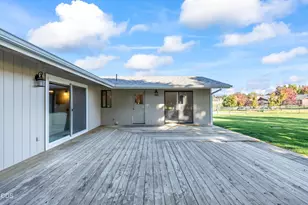 965 NE Brown Dr, Madras, OR 97741 - Photo 23