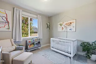 19995 Badger Rd, Bend, OR 97702 - Photo 17