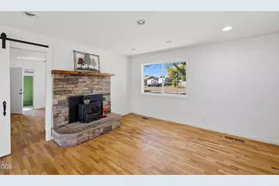 1830 SW 16th Street, Redmond, OR 97756 - Photo 5