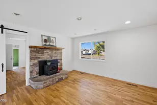 1830 SW 16th St, Redmond, OR 97756 - Photo 5