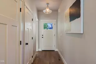20490 SE Elijah Ct, Bend, OR 97702 - Photo 5