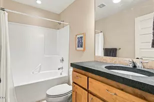 3750 SW Crest Ct, Redmond, OR 97756 - Photo 35