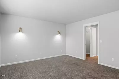 21328 Oakview Drive, Bend, OR 97701 - Photo 33