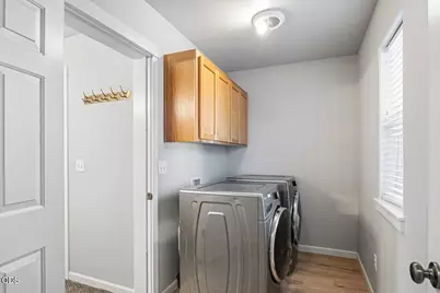 21328 Oakview Drive, Bend, OR 97701 - Photo 27