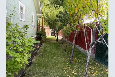 1018 N Eldorado Avenue, Klamath Falls, OR 97601 - Photo 5