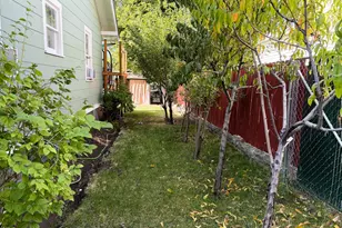 1018 N Eldorado Ave, Klamath Falls, OR 97601 - Photo 5