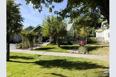 1018 N Eldorado Avenue, Klamath Falls, OR 97601 - Photo 1
