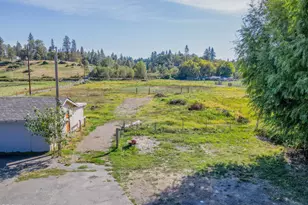 3511 Redwood Ave, Grants Pass, OR 97527 - Photo 49