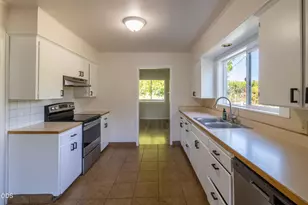 3511 Redwood Ave, Grants Pass, OR 97527 - Photo 9