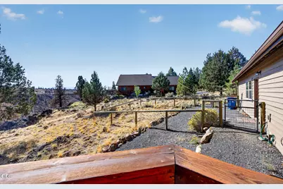 17555 Mountain View Road, Sisters, OR 97759 - Photo 83