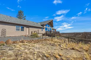 17555 Mountain View Rd, Sisters, OR 97759 - Photo 57