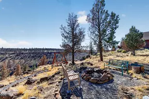 17555 Mountain View Rd, Sisters, OR 97759 - Photo 87