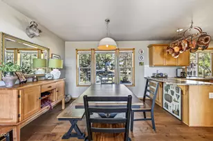 17555 Mountain View Rd, Sisters, OR 97759 - Photo 21