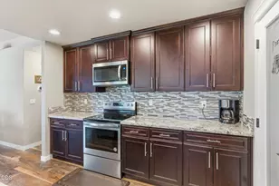 7594 27th St, White City, OR 97503 - Photo 9