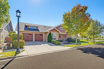 421 Stone Pointe Drive, Central Point, OR 97502 - Photo 49