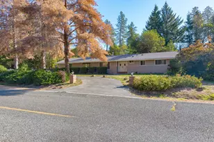 151 Verna Ln, Grants Pass, OR 97527 - Photo 3