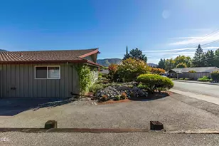 734 NW Midland Ave, Grants Pass, OR 97526 - Photo 57