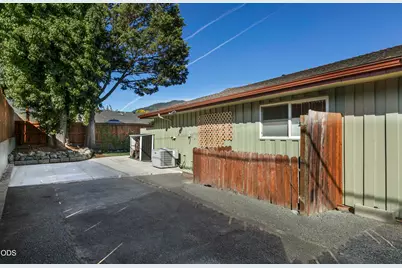 734 NW Midland Avenue, Grants Pass, OR 97526 - Photo 51