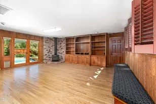 734 NW Midland Ave, Grants Pass, OR 97526 - Photo 23