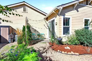 612 SW Hill St, Bend, OR 97702 - Photo 31