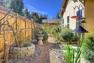 612 SW Hill St, Bend, OR 97702 - Photo 27
