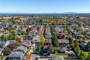 61729 Daly Estates Dr, Bend, OR 97702 - Photo 53