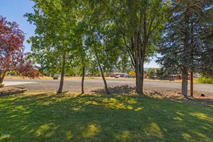 2571 5th Ave, Bonanza, OR 97623 - Photo 15
