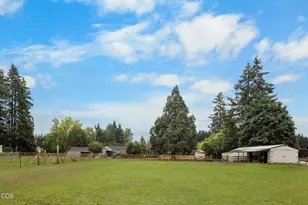 27321 Clear Lake Rd, Eugene, OR 97402 - Photo 45