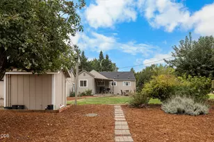 27321 Clear Lake Rd, Eugene, OR 97402 - Photo 43