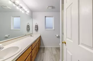 752 NE Nickernut Pl, Redmond, OR 97756 - Photo 23