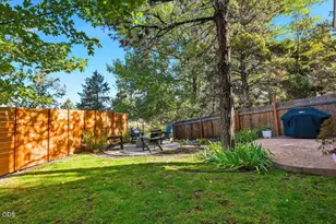 1571 NE Butler Market Rd, Bend, OR 97701 - Photo 23