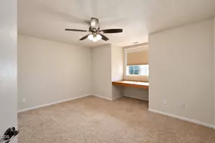 3631 Creek View Dr, Medford, OR 97504 - Photo 17