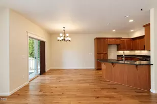 3631 Creek View Dr, Medford, OR 97504 - Photo 5