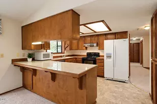 1546 Roberts Rd, Medford, OR 97504 - Photo 7