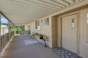 336 Beechwood Dr, Grants Pass, OR 97526 - Photo 3