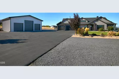 6949 SW Mill Iron Circle, Powell Butte, OR 97753 - Photo 31