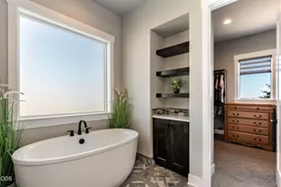 6949 SW Mill Iron Cir, Powell Butte, OR 97753 - Photo 15