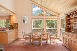 57654 Cottonwood Ln, Sunriver, OR 97707 - Photo 11