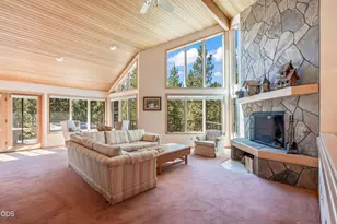 57654 Cottonwood Ln, Sunriver, OR 97707 - Photo 3