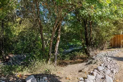 165 Laubach Lane, Grants Pass, OR 97526 - Photo 27