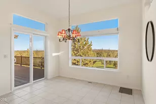 1056 Niagara Falls Dr, Redmond, OR 97756 - Photo 17