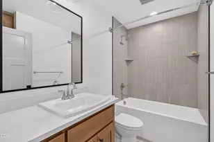 359 Otis St, Ashland, OR 97520 - Photo 23
