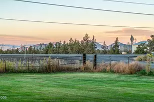 [Address not provided], Redmond, OR 97756 - Photo 29