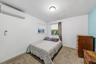 901 NW D St, Grants Pass, OR 97526 - Photo 9