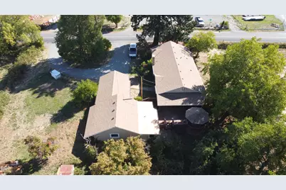 2922 Walnut Avenue, Grants Pass, OR 97527 - Photo 35