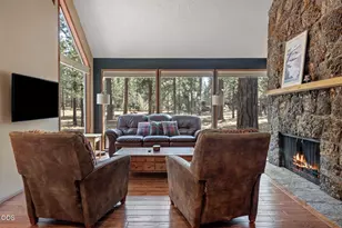 70616 Heather, Black Butte Ranch, OR 97759 - Photo 3