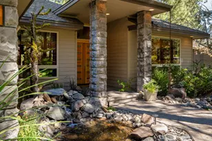 2610 NW Morris Ct, Bend, OR 97703 - Photo 3