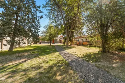 346 SW 12th Street, Redmond, OR 97756 - Photo 21