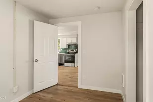 346 SW 12th St, Redmond, OR 97756 - Photo 19