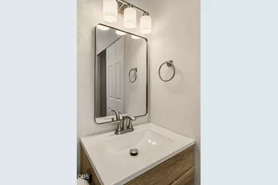 346 SW 12th Street, Redmond, OR 97756 - Photo 17